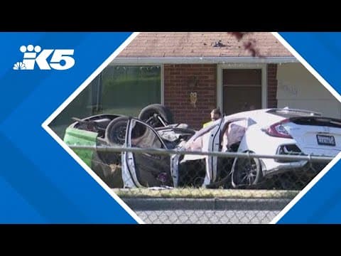 4 people injured in two-car crash in SeaTac