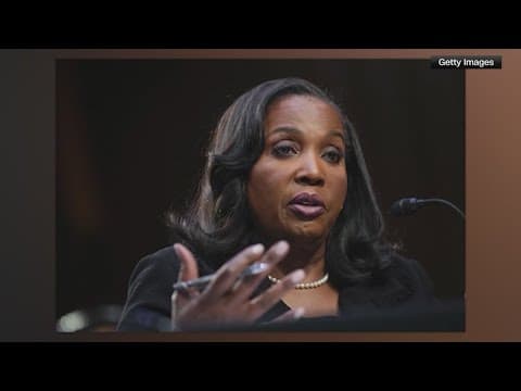 World shares sink after Trump escalates feud with the Federal Reserve