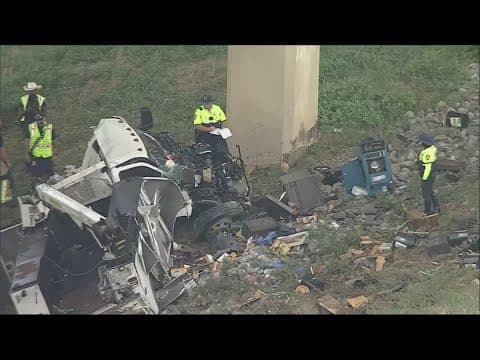 Southbound lanes of Highway 121 in Grapevine closed indefinitely after vehicle goes off bridge