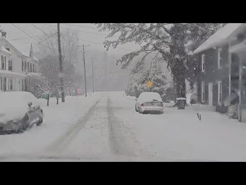 Heavy snow falls in Western Maryland