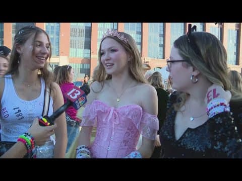 Taylor Swift Eras Tour Night 2 hits downtown Indianapolis