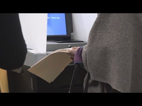 Woman shares unsettling experience during early voting