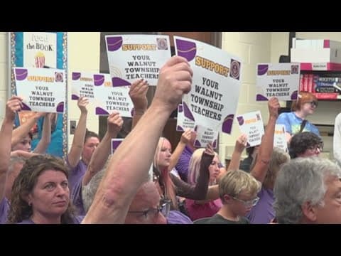 Walnut Township teachers advocate at board meeting for contracts with pay increase