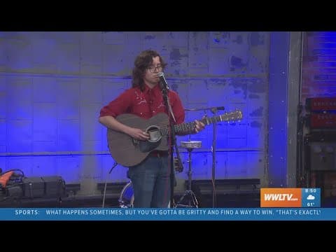 Gabe Parsons from Loyola University performs