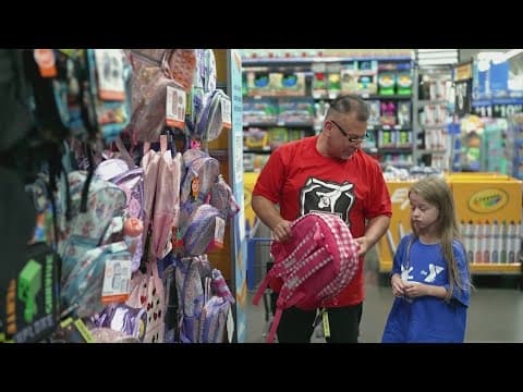 Texas shoppers take advantage of tax-free weekend as kids get ready to go back to school