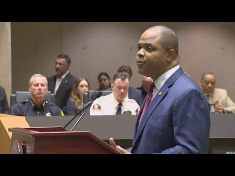 Dallas Mayor Eric Johnson denies rumors that he plans to resign, seek higher office