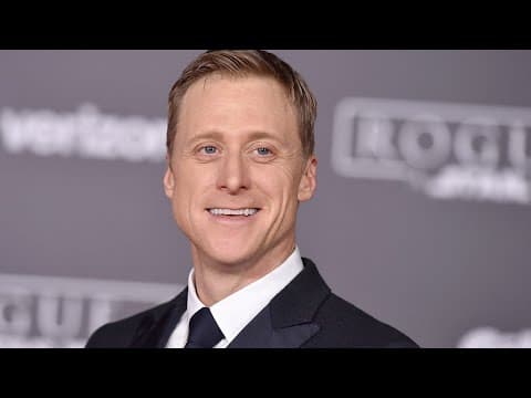 Disney's go-to voice actor previews role as goat sidekick in 'Wish'