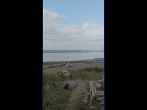 Ghost signs frustrate Stanwood beach neighbors