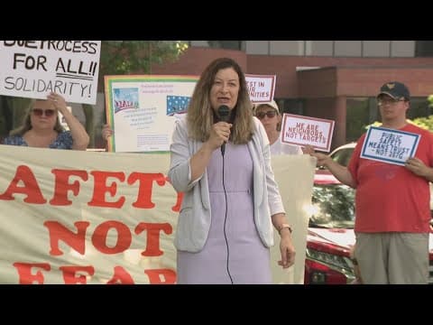 ICE arrests 10 people in Sterling Immigration Court