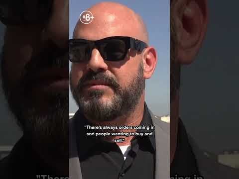 More people continue selling and buying gold as prices hit a record high