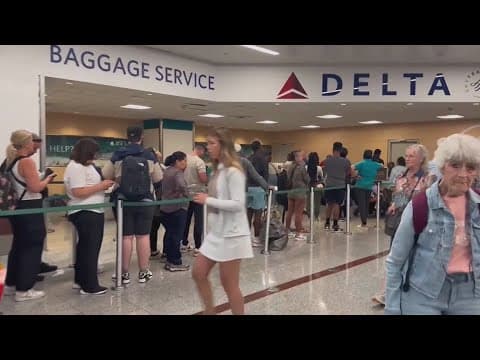 Passengers sue Delta alleging inadequate refunds