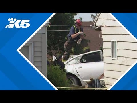 Car crashes into two homes in Burien