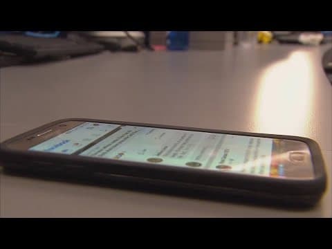 What safety experts warn parents about posting back-to-school pictures of their kids