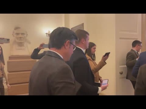 Congress avoids shutdown by passing temporary spending bill