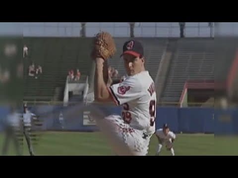 'Mr. Baseball' Bob Uecker, Brewers announcer, dies at 90
