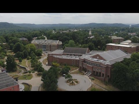 Chuck's Big Adventure in Kentucky: Berea College