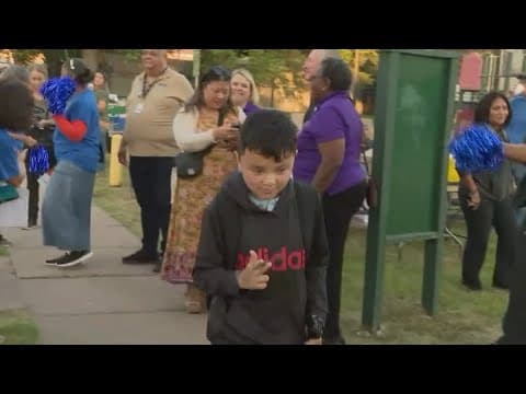 Houston children walked into school by community leaders in memory of 11-year-old Josue Flores