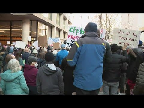 Rally outside CFPB Building against shutting down Consumer Financial Protection Bureau