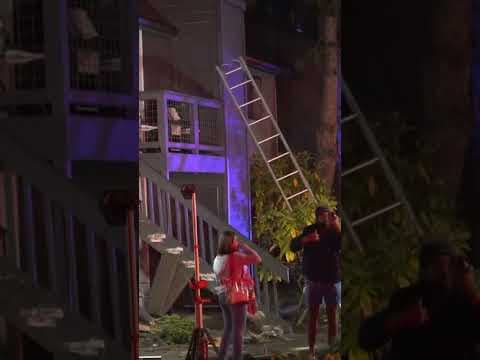 Driver crashes into Kirkland apartment, displacing 14 people #king5