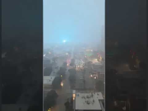 Power Flashes: Severe Storms Knock Out Power to 900,000 in Houston