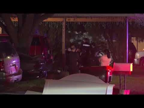 Mother shot in front of infant daughters, husband coming back from grocery store, HCSO deputies say