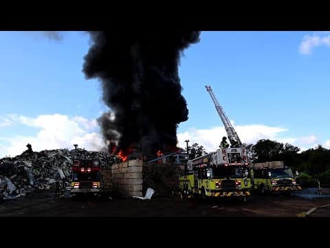 Firefighters put out blaze at scrapyard in Tampa
