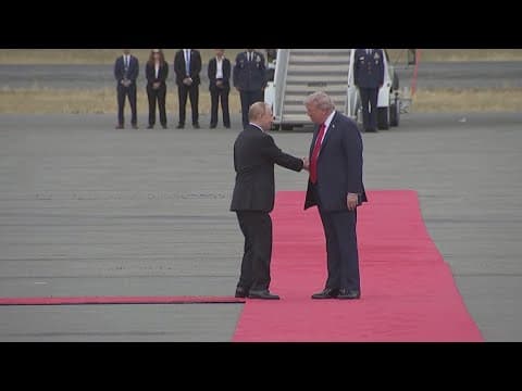 Summit between Trump and Putin underway