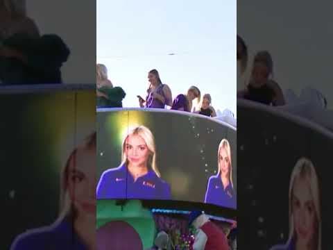 Endymion parade: Olivia Libby Dunne #mardigras #parade #carnival