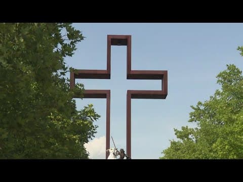 Kerrville community holds prayer vigil for victims of Hill Country flooding