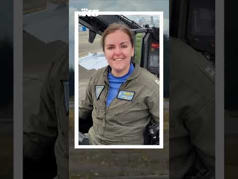 Two Navy aviators killed in crash near Mount Rainier identified, remembered for their service