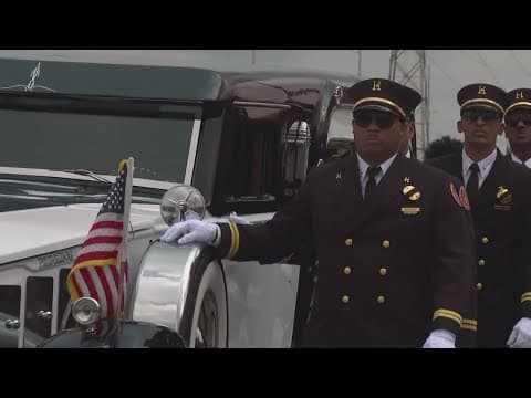 Funeral service for late New Orleans Fire Department District Chief who died in line of duty