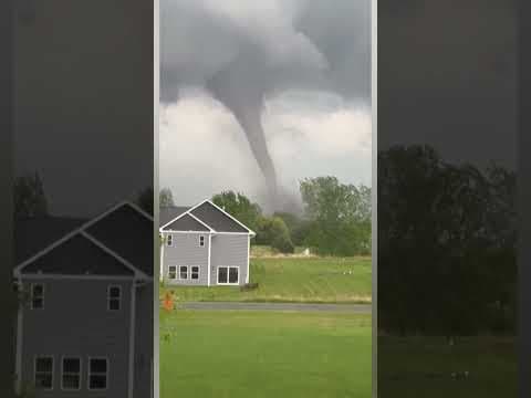 Tornado caught sweeping through neighborhood in Wisconsin #shorts