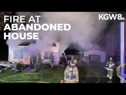 Fire breaks out at abandoned Southeast Portland home