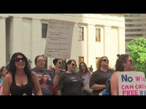 Abortion-rights activists express frustration after Roe v. Wade overturned