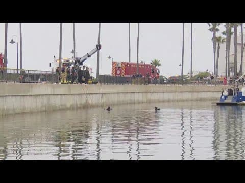 Car crashes into San Diego Bay in Coronado