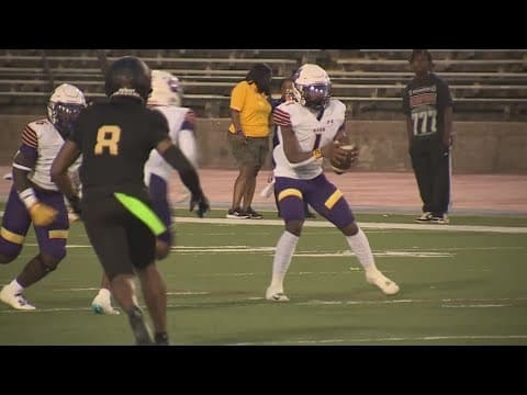 Fourth Down Friday: Edna Karr wallops Warren Easton, 48-14