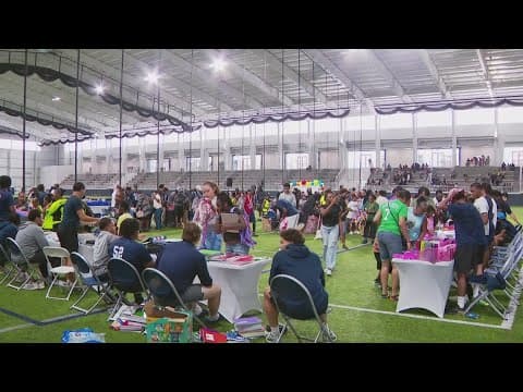 New Commander Javon Kinlaw hosts back-to-school event for DC students