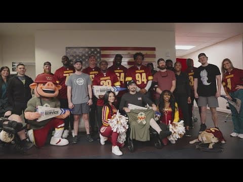 Commanders players visit Walter Reed