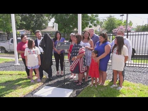 Honorary plaque unveiled for Joe Davalos at Leonel Castillo Community City