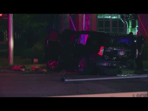 31-year-old man dead after early morning crash in downtown Indianapolis; 1 arrested