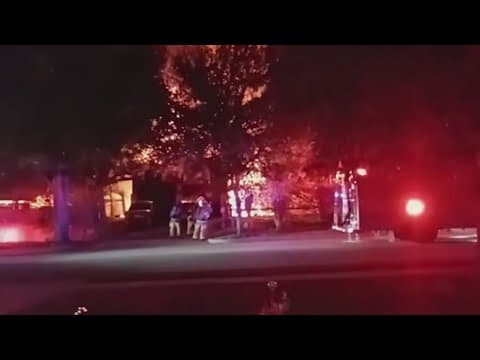 1 person killed, another critically injured in West Fort Worth house fire