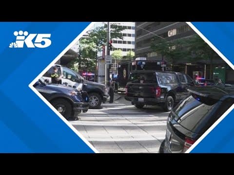 Armed woman taken into custody after standoff at Seattle federal building