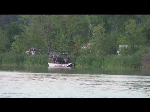 One child dead, two others and a woman missing at Vadnais Lake