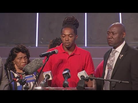 Man punched by officer in viral Jacksonville traffic stop speaks publicly for first time