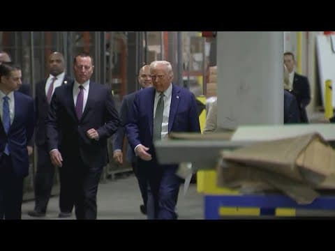 President Trump hosts VIP fundraiser, attends opening night of Les Misérables at Kennedy Center