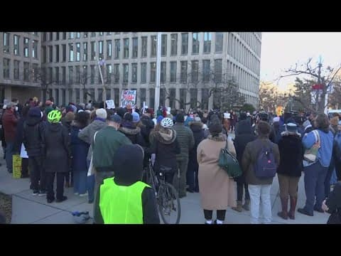 Lawmakers denied entry into Department of Education