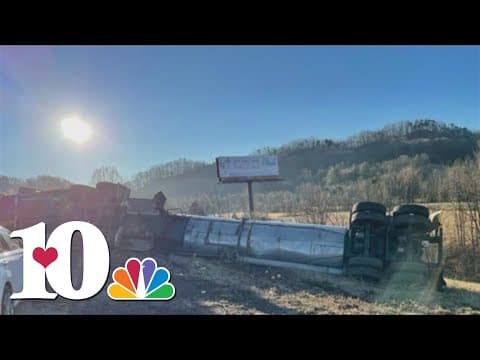 One-lane travel on I-75 after truck overturns early Thursday morning