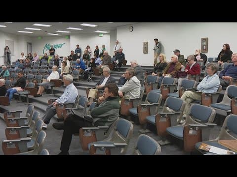 Neighbors meet with local leaders to discuss issues facing Mira Mesa