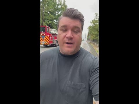 Brush fire along I-5 spreads to homes in Seattle