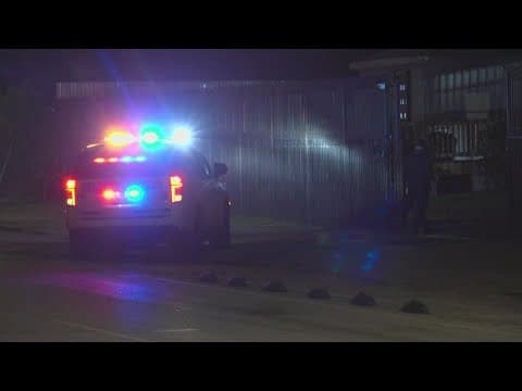 Officer grazed by bullet while searching for suspect accused of stealing phone, METRO police say